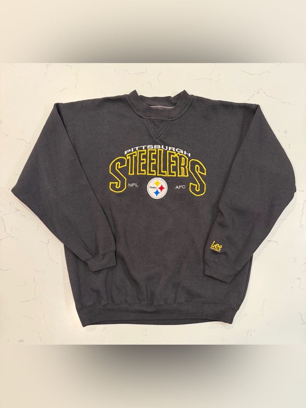 Vintage Lee Sport Pittsburgh Steelers NFL AFC Embroidered Crewneck Sweatshirt